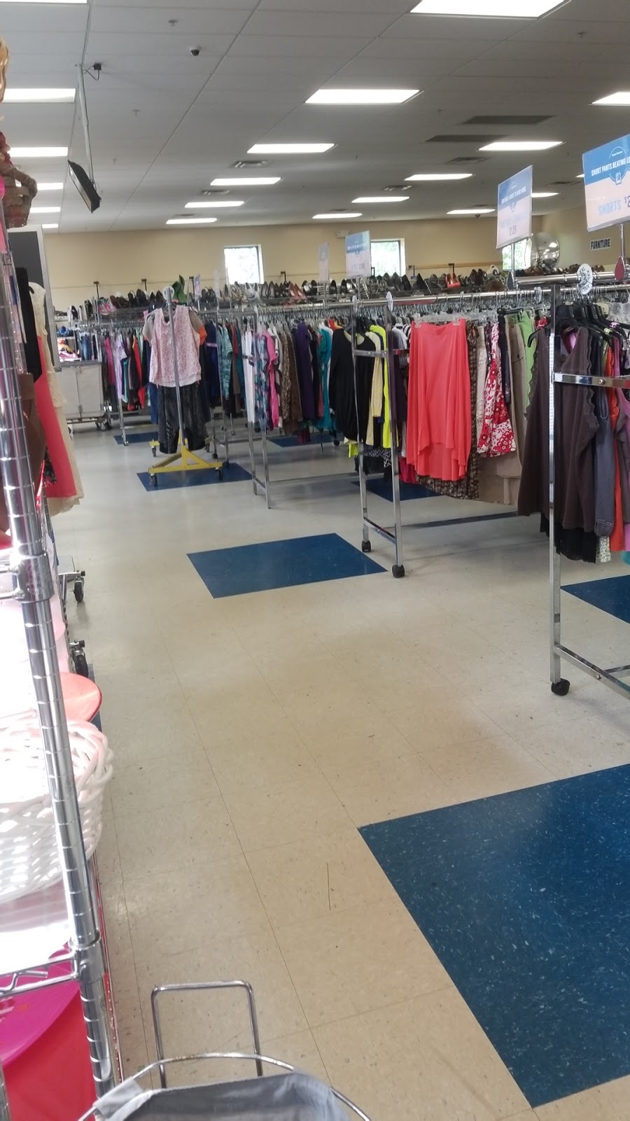 Goodwill | 219 Padgett St, Bardstown, KY 40004, USA | Phone: (502) 348-5618