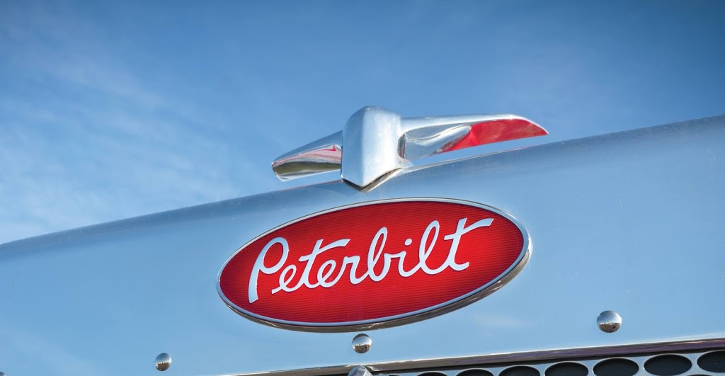 The Peterbilt Store - New England [Tewksbury] | 1051A East St, Tewksbury, MA 01876, USA | Phone: (978) 319-6366