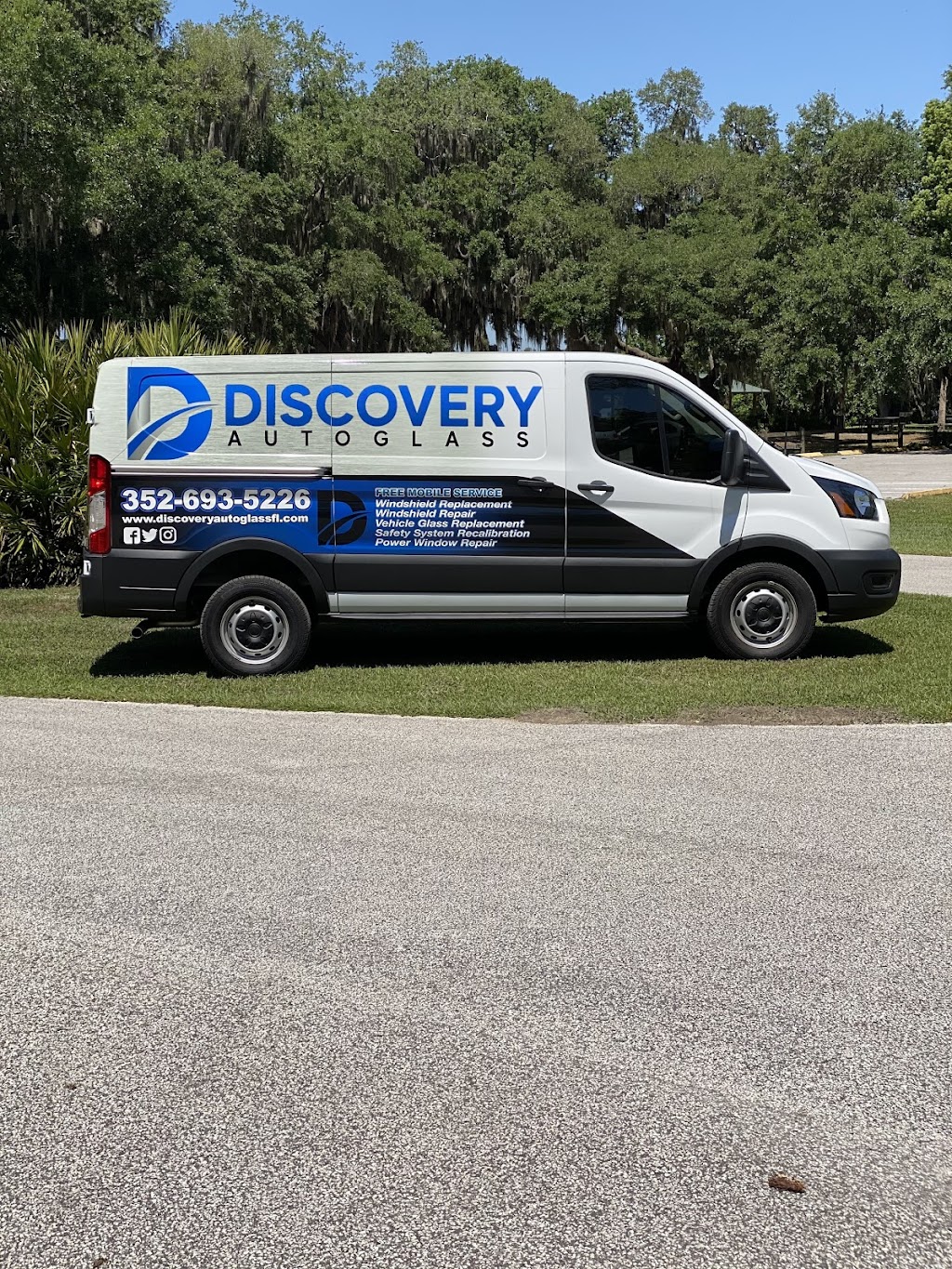 Discovery Autoglass LLC | 12178 SE 100th Ct, Belleview, FL 34420, USA | Phone: (352) 693-5226