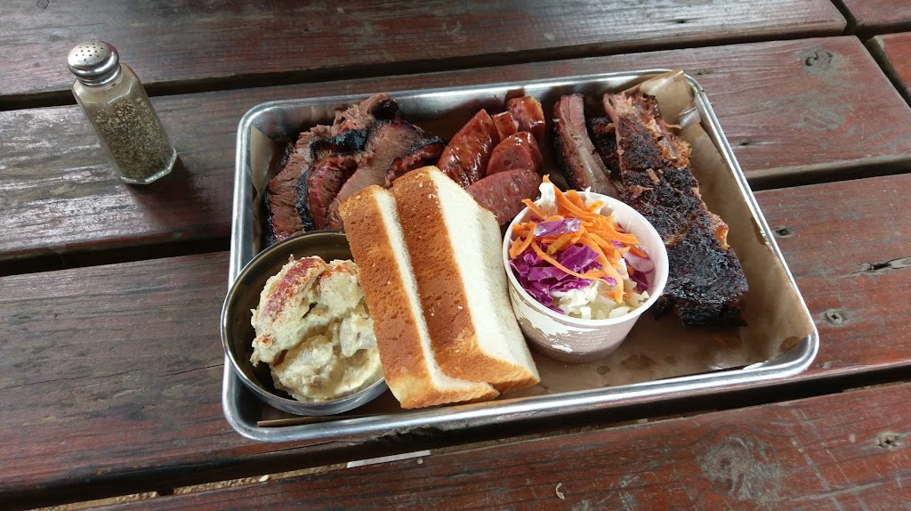 Metcalf BBQ at Graceland | 8600 290 West, Austin, TX 78736, USA | Phone: (512) 792-9778