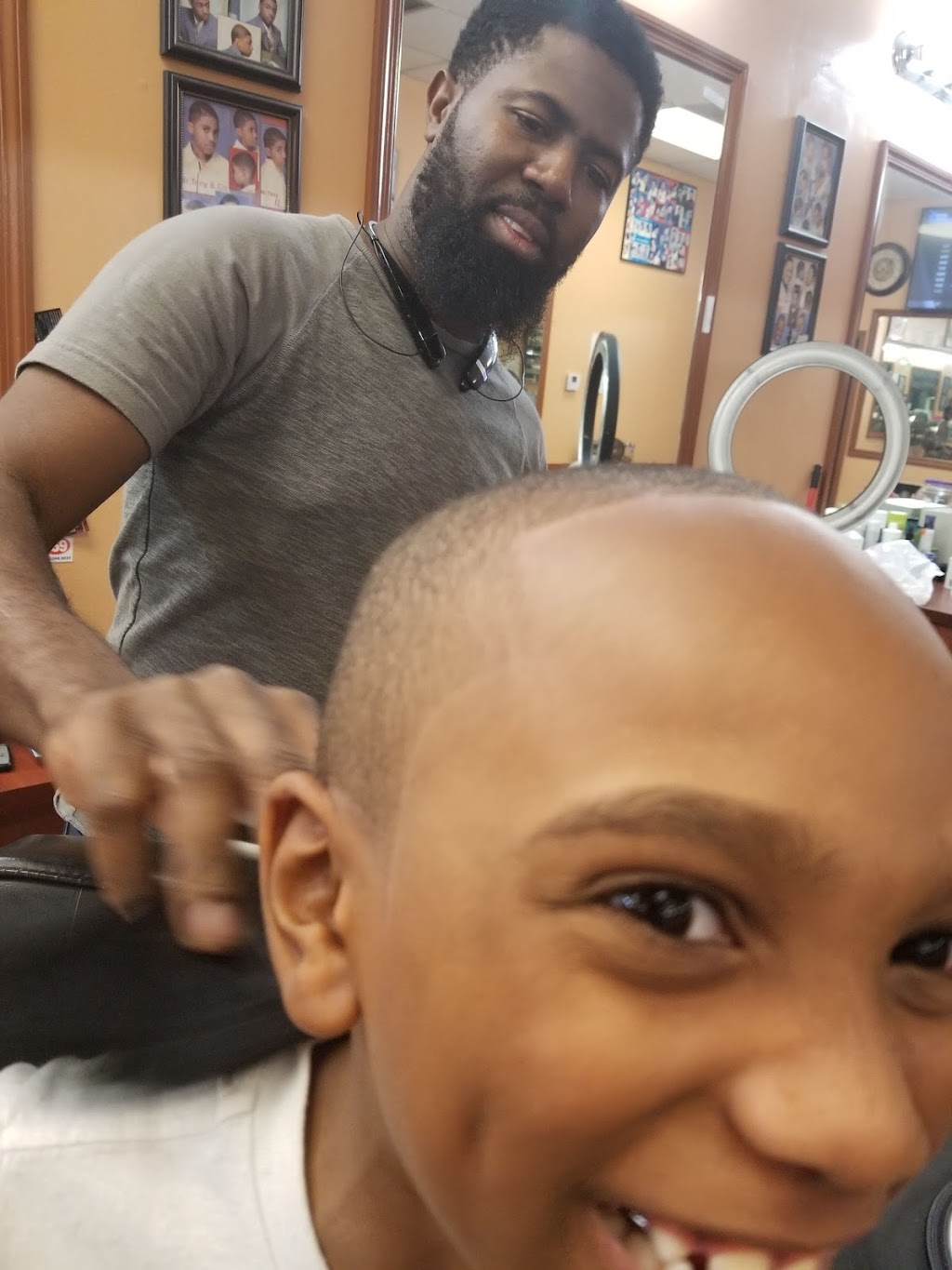 R&g Barber Shop | 494230160070, Lauderdale Lakes, FL 33313, USA | Phone: (754) 281-1882