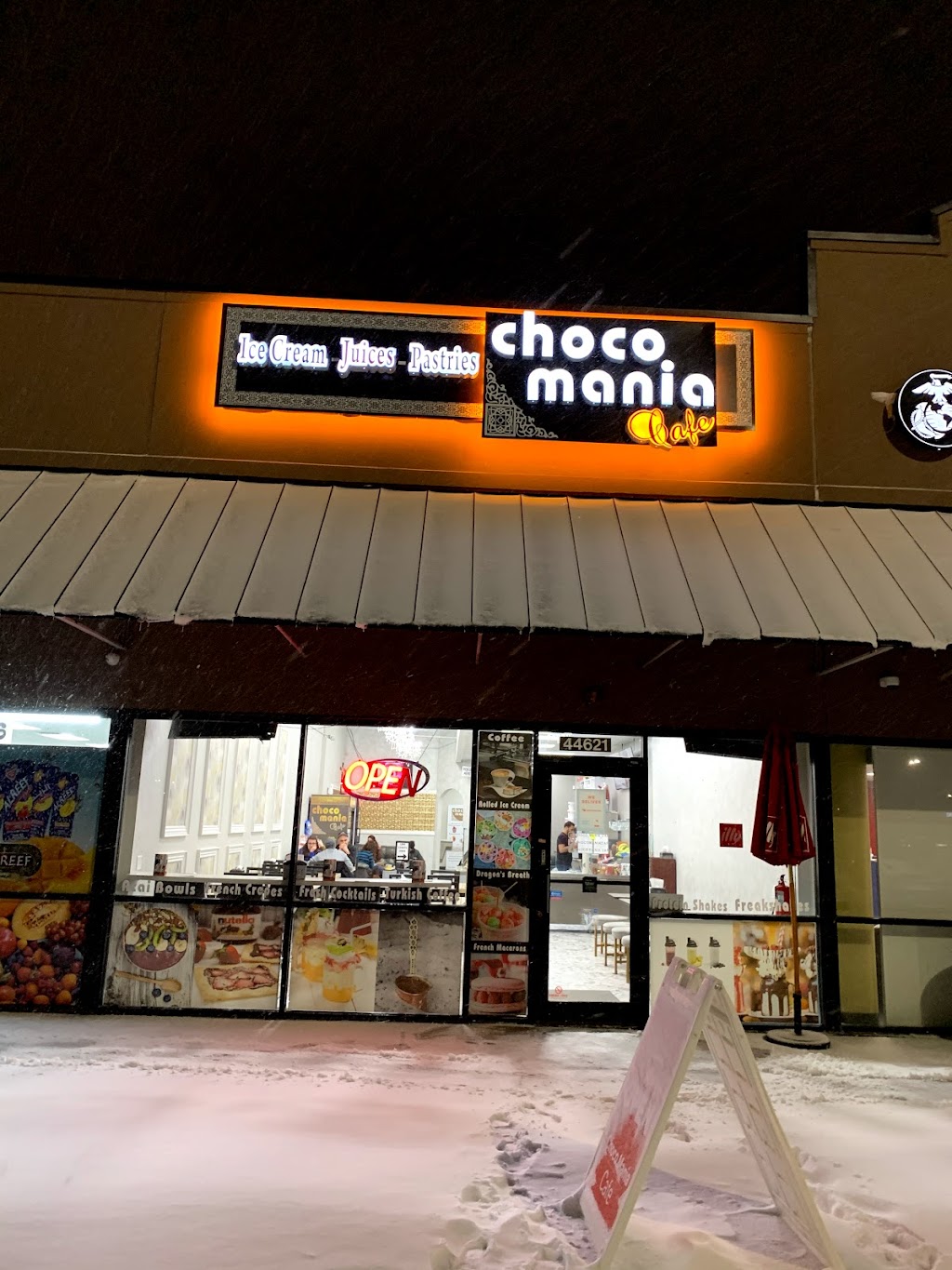 Choco Mania Cafe | 44621 Mound Rd, Sterling Heights, MI 48314, USA | Phone: (586) 488-3678