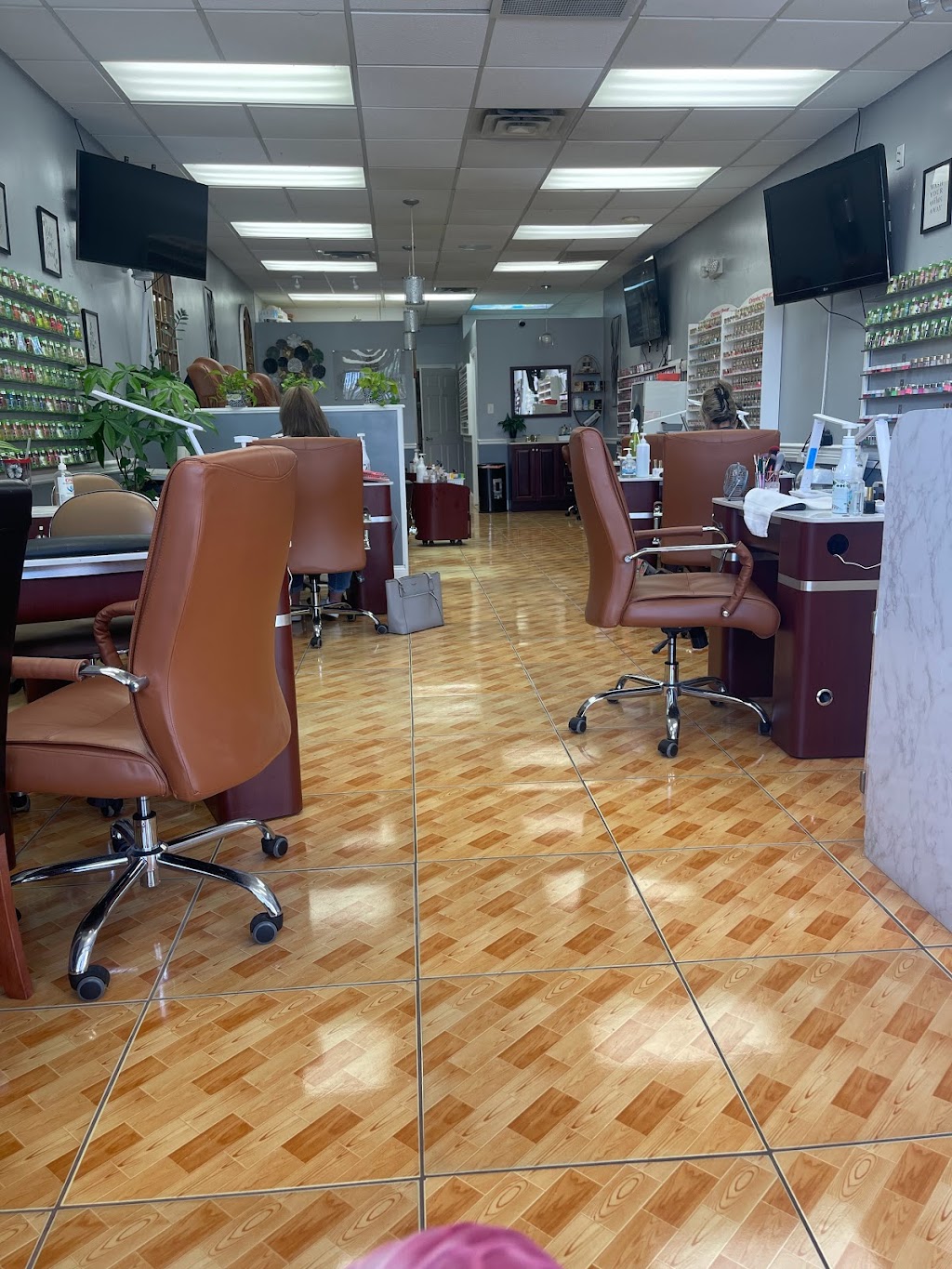 Gems Nail & Spa | 8541 Fort Smallwood Rd, Pasadena, MD 21122, USA | Phone: (410) 255-6858