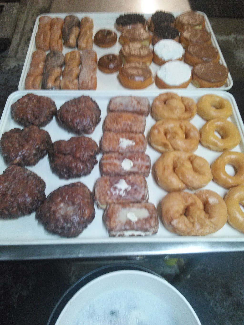 Martins Donuts | 4 W State St, Trenton, OH 45067, USA | Phone: (513) 988-0883