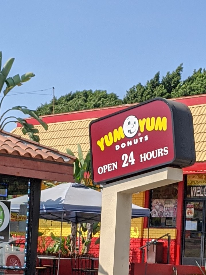 Yum Yum Donuts | 9 Fremont Ave, Alhambra, CA 91801 | Phone: (626) 576-9775