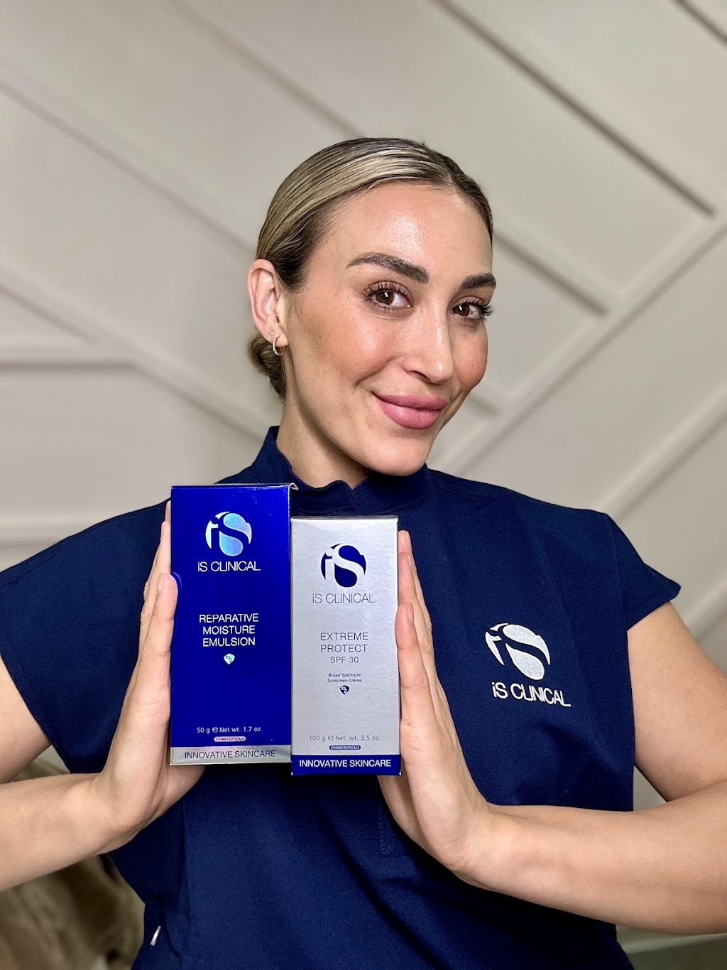 Skin Collective | 1565 Adams Ave, Costa Mesa, CA 92626, USA | Phone: (714) 814-3297