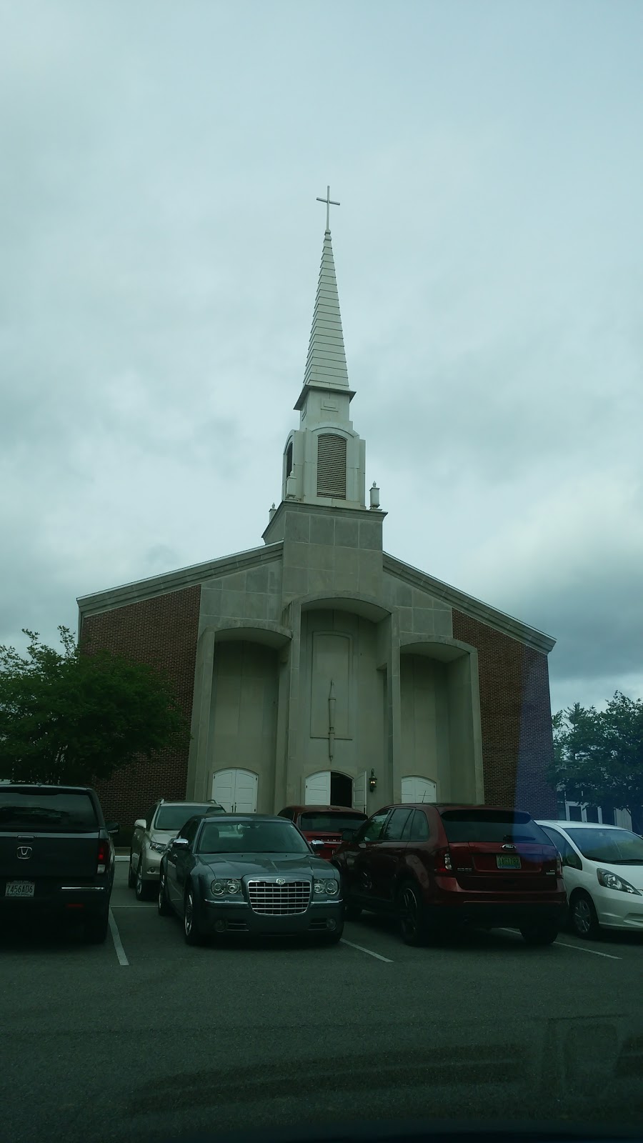 Shades Crest Baptist Church | 452 Park Ave, Birmingham, AL 35226, USA | Phone: (205) 822-1360