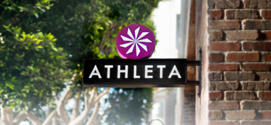 Athleta | 1240 Town and Country Crossing Dr, Chesterfield, MO 63017 | Phone: (636) 686-7370