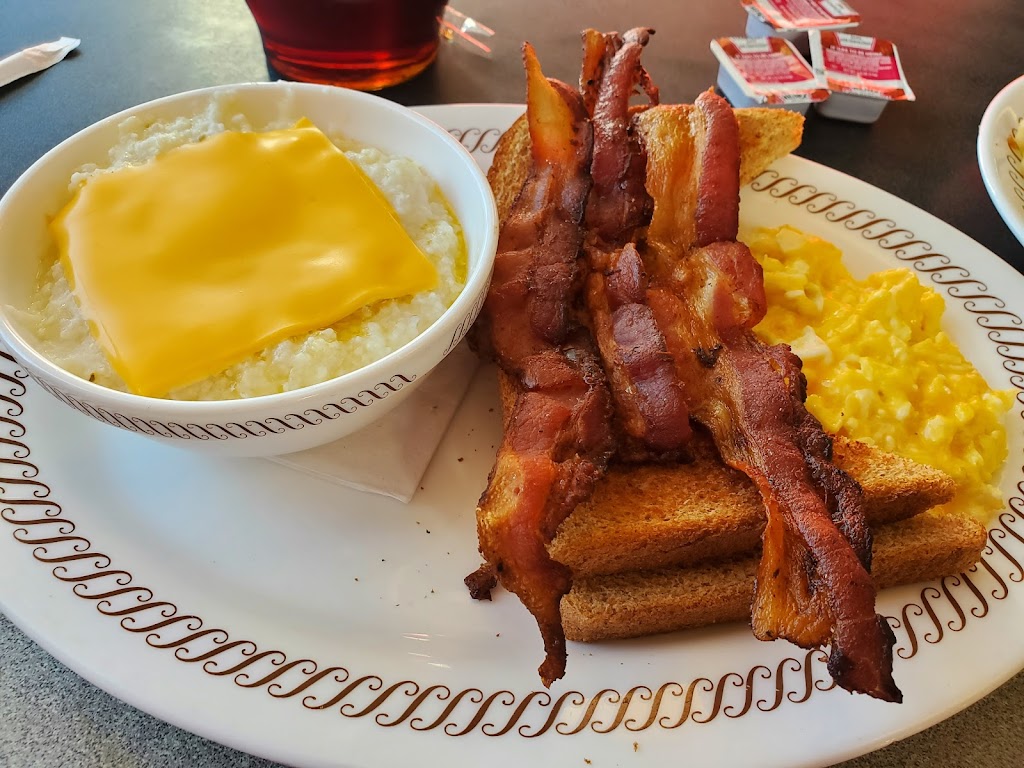 Waffle House | 3363 E University Dr, Phoenix, AZ 85034, USA | Phone: (602) 426-1481