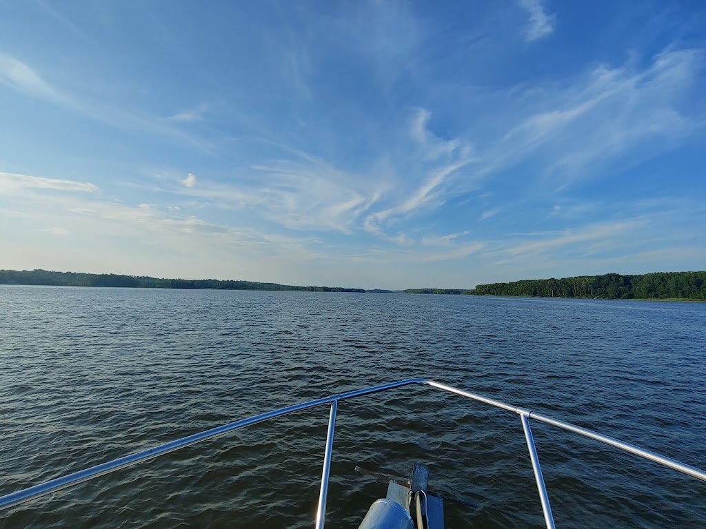 Catskill Charters | Hop O Nose Marina, 160 W Main St, Catskill, NY 12414, USA | Phone: (518) 965-1933