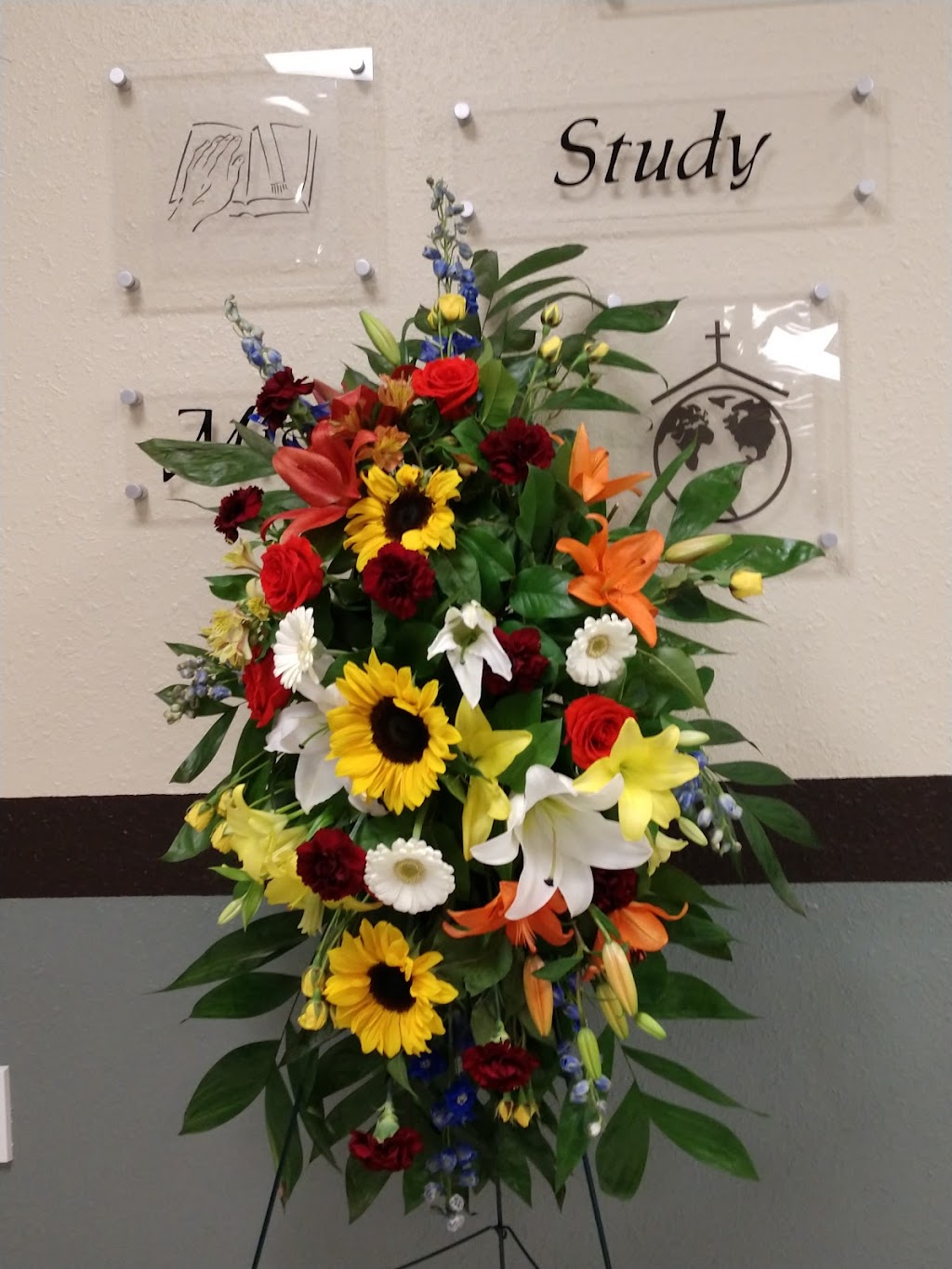 Plano Florist | 2143 W Park Blvd, Plano, TX 75075, USA | Phone: (972) 599-0086