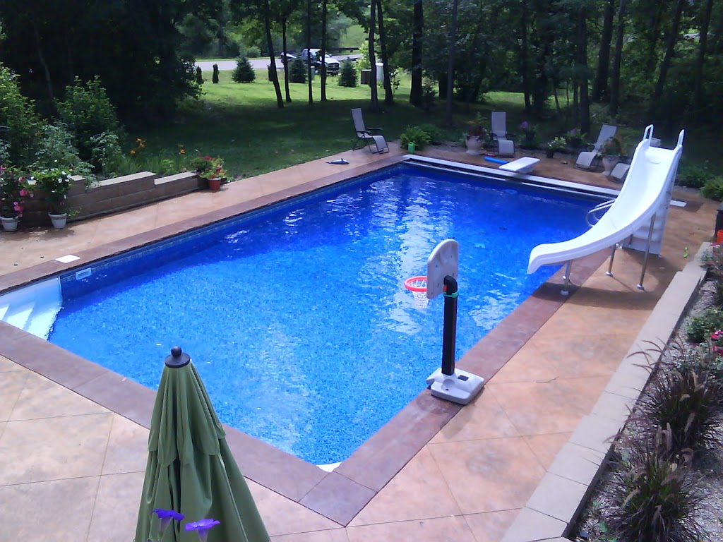 Rainbow Pool & Spa Superstore | 1579 Victor Rd NW, Lancaster, OH 43130, USA | Phone: (740) 687-4770