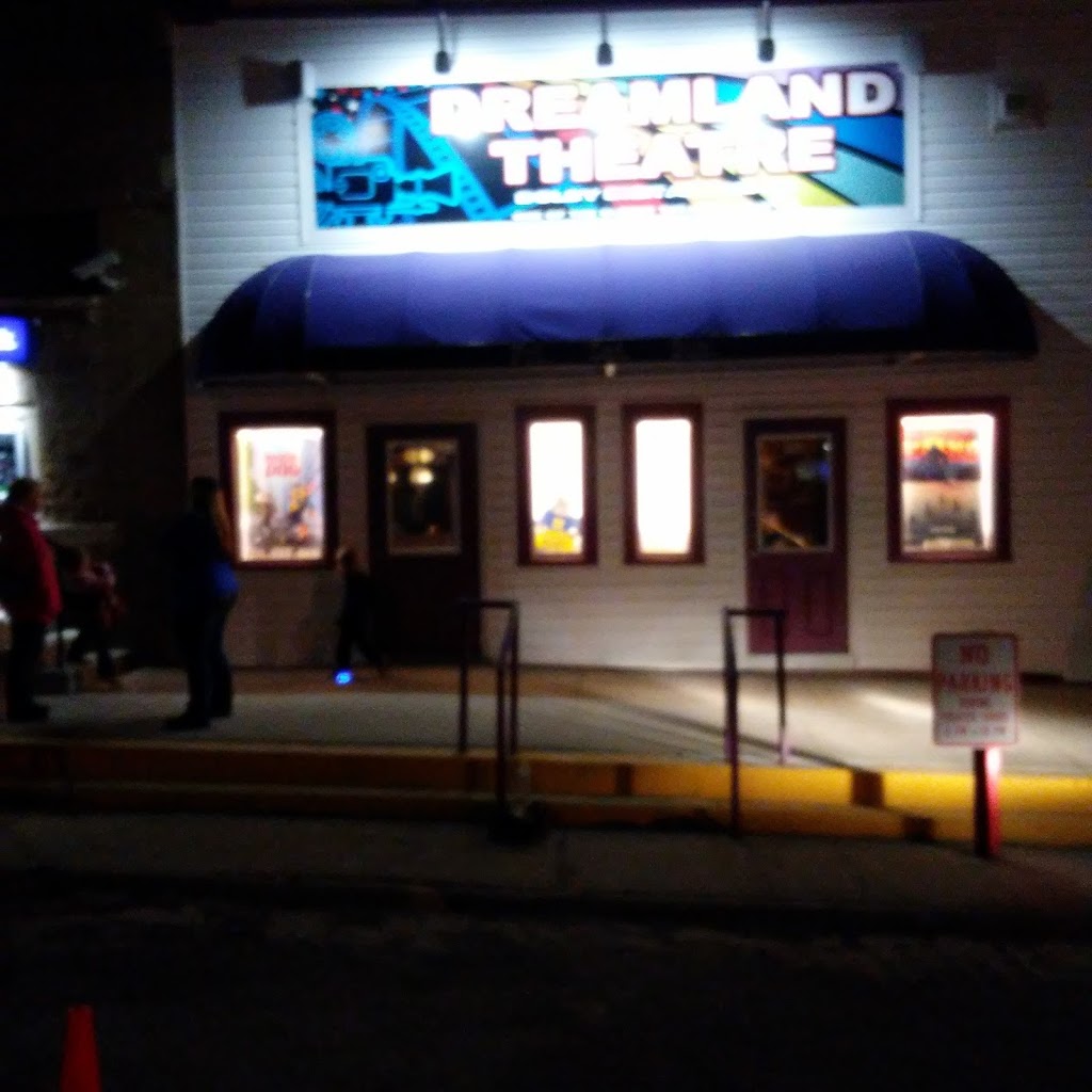 Dreamland Theatre | 107 Broadway St, Carson, IA 51525, USA | Phone: (712) 484-2281