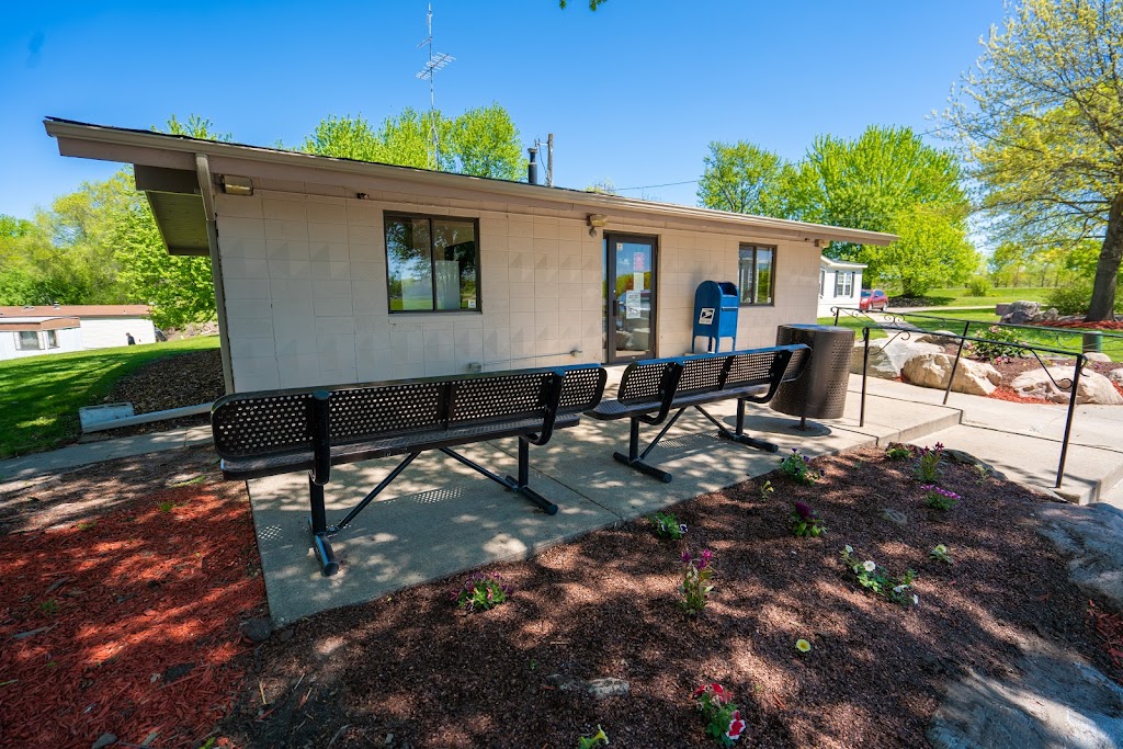 Bonnevista Terrace Mobile Home | 11750 Bonnevista Dr, Shakopee, MN 55379, USA | Phone: (952) 445-4255