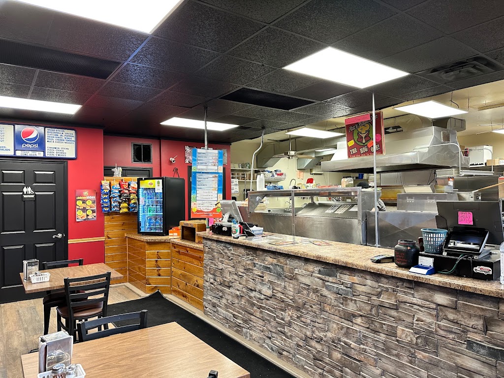 Foxs Pizza Den | 2944 National Pike, Chalkhill, PA 15421, USA | Phone: (724) 437-4992