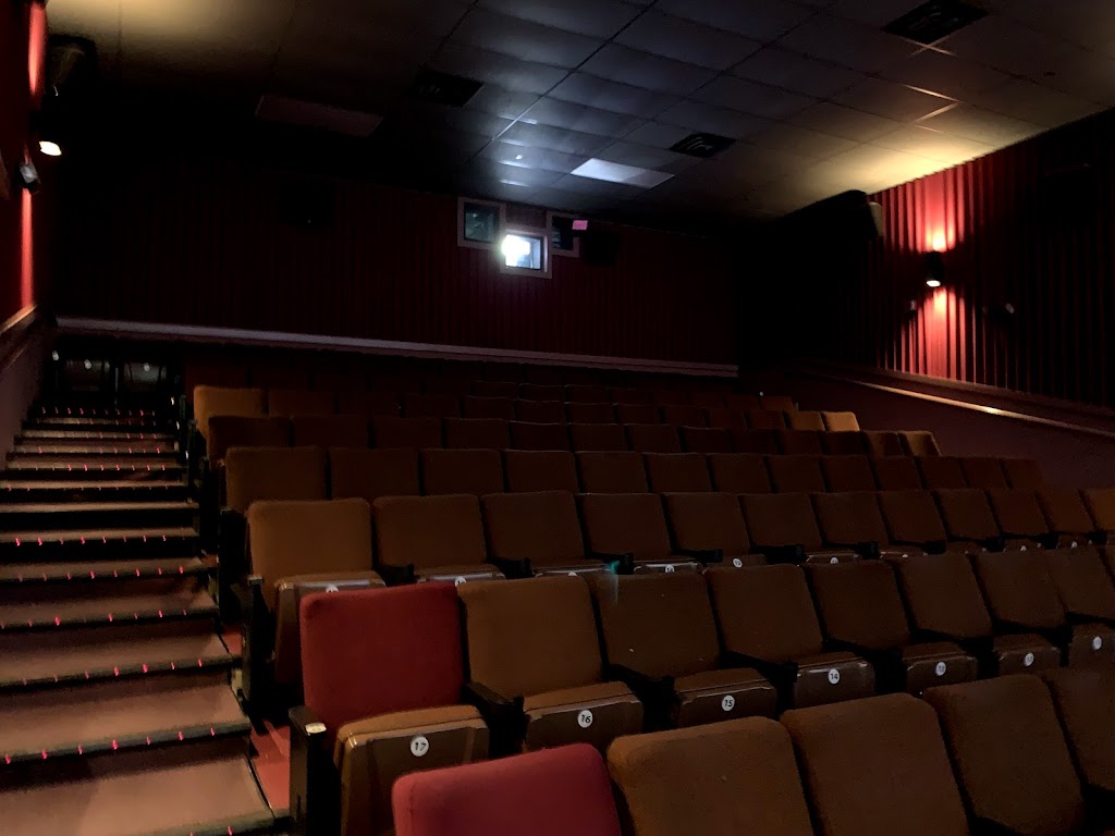 Marcus Shakopee Cinema | 1116 Shakopee Town Square, Shakopee, MN 55379, USA | Phone: (952) 445-4742