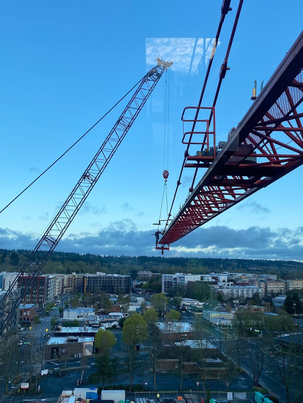 Maxim Crane Works | 1124 112th St E, Tacoma, WA 98445, USA | Phone: (206) 622-1151