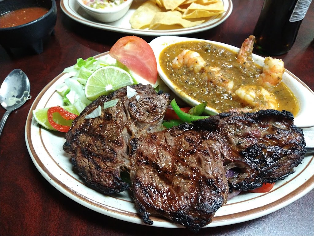 Los Felix Mexican Restaurant | 6219 Montgomery Blvd NE, Albuquerque, NM 87109, USA | Phone: (505) 347-1675