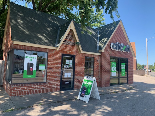 Cricket Wireless Authorized Retailer | 401 W 21st St, Wichita, KS 67203, USA | Phone: (316) 440-4410