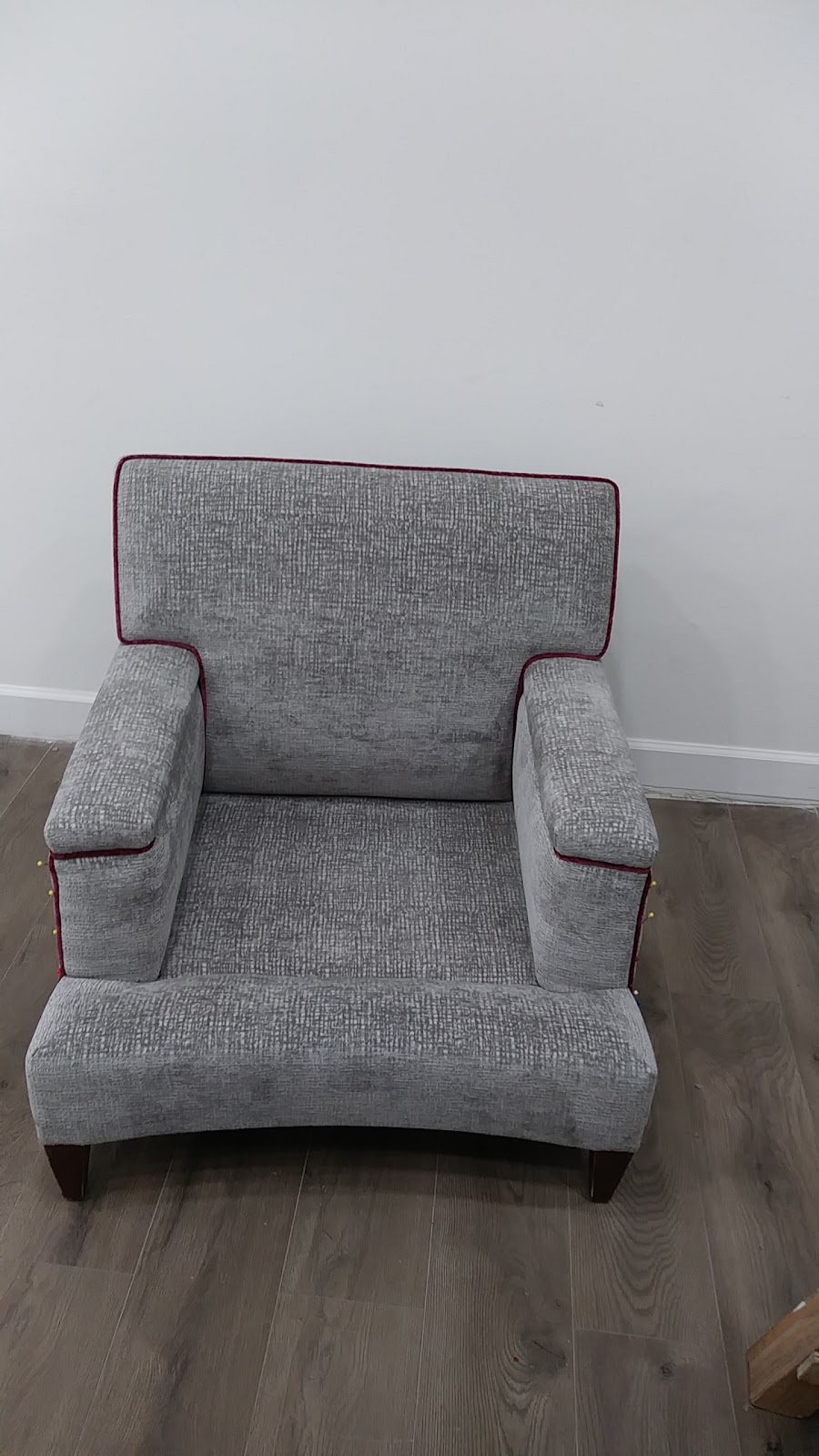 A&M Custom Upholstery llc | 140 Hendrickson Ave, Lynbrook, NY 11563, USA | Phone: (516) 400-9148