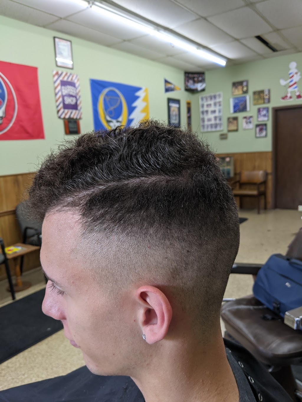 Willies Barber Shop | 3004 S St Peters Pkwy L, St Peters, MO 63303, USA | Phone: (636) 447-3077