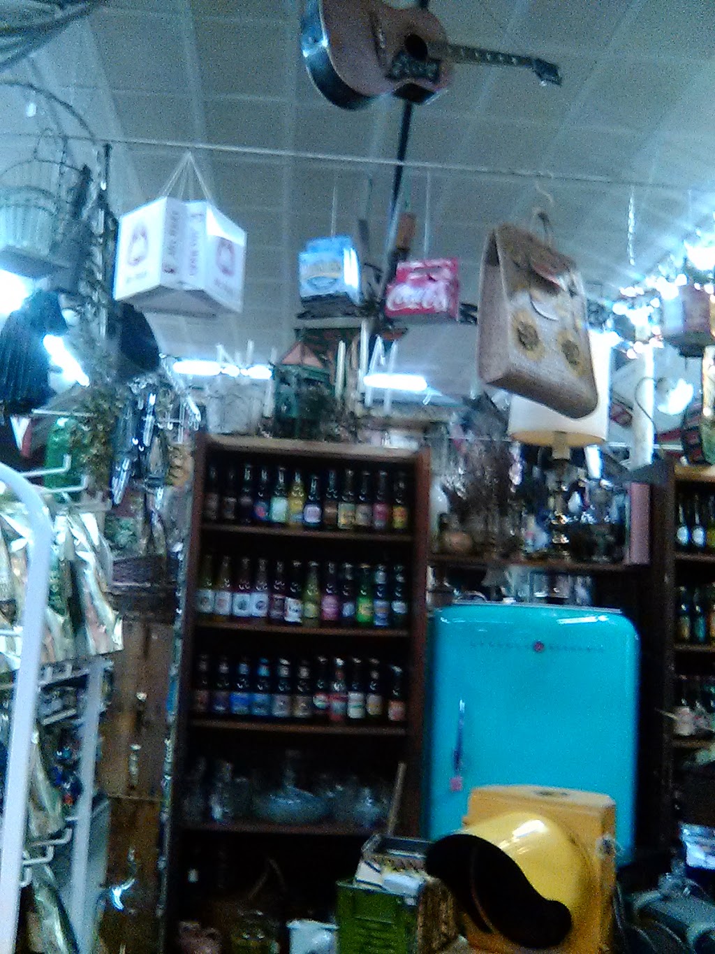 Minnichs Antiques and General Store | 5843 Lincoln Ave, Uniondale, IN 46791, USA | Phone: (260) 227-6056