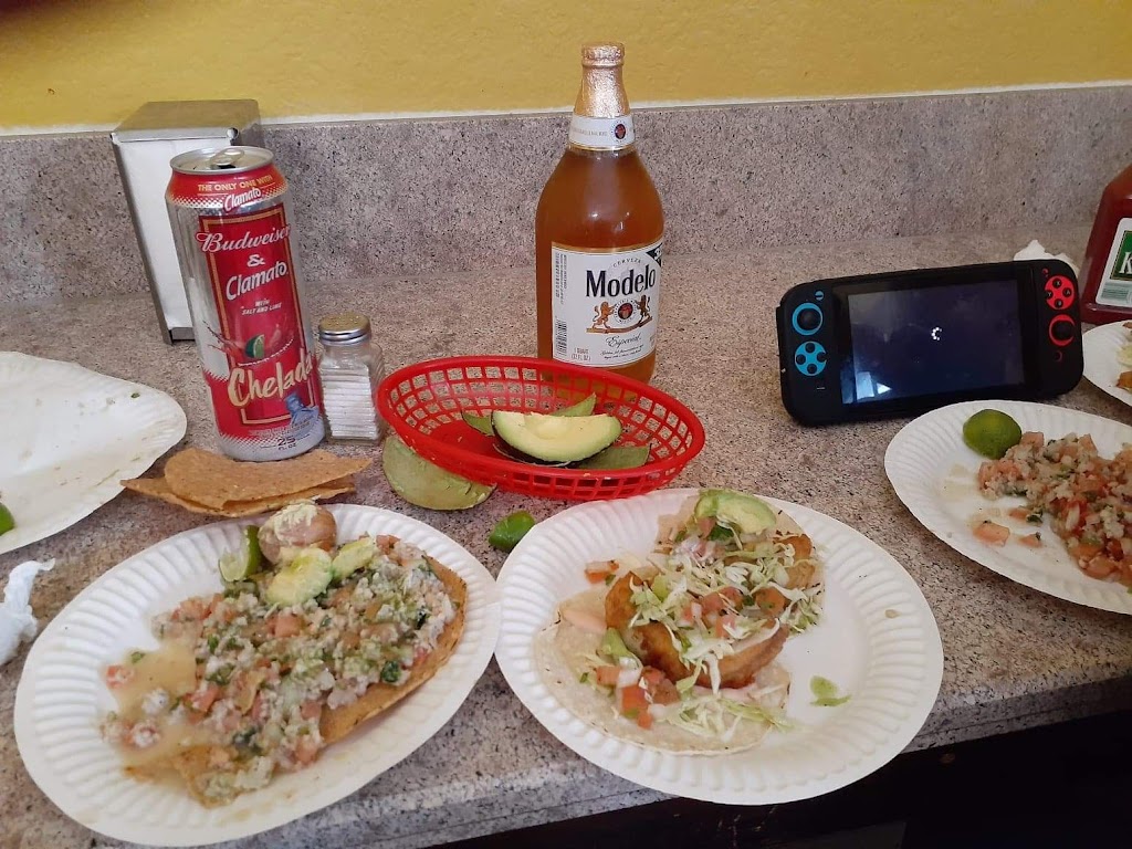 Mariscos El Guero | 7045 Somerset Blvd, Paramount, CA 90723 | Phone: (562) 630-6131