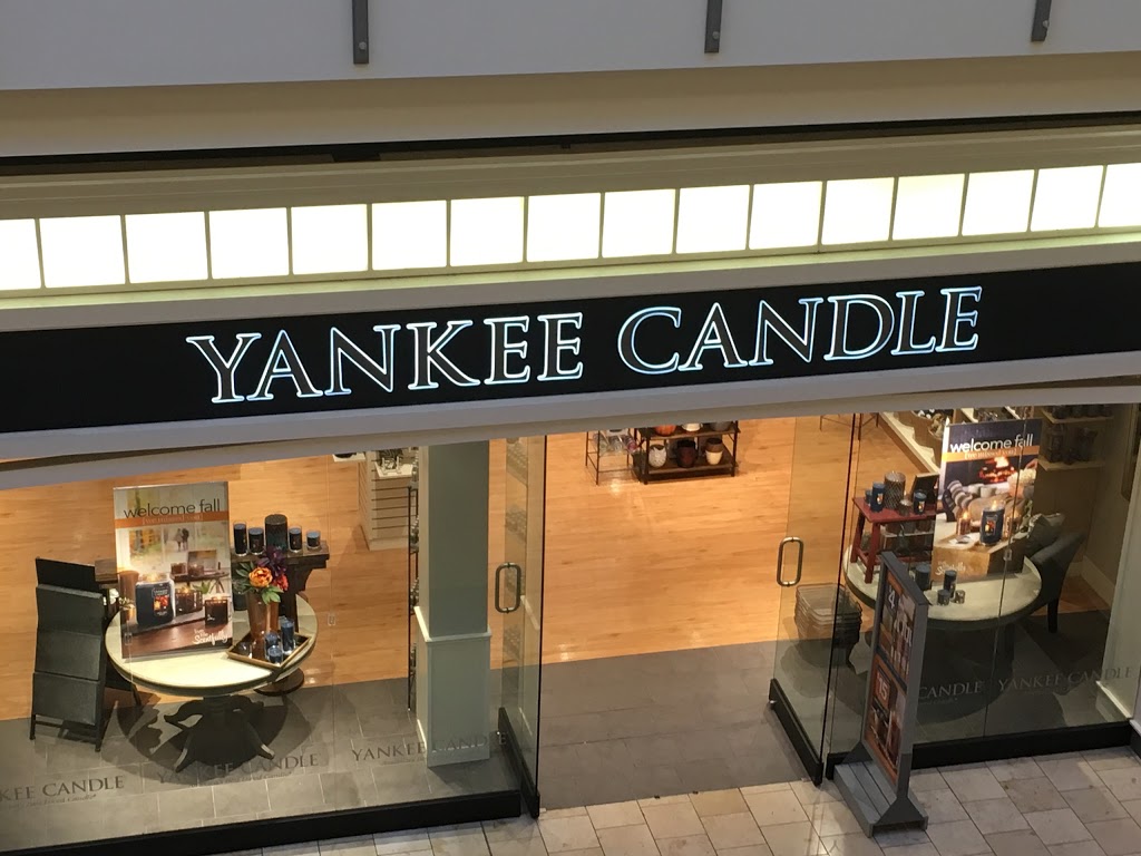 Yankee Candle | 1730 Robinson Centre Dr, Pittsburgh, PA 15205, USA | Phone: (412) 788-1280