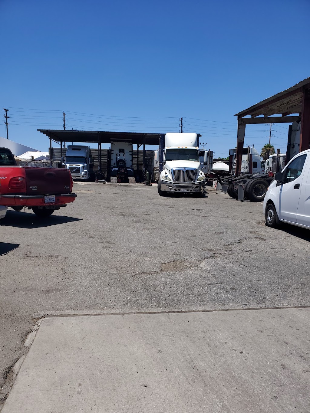 Razo Diesel Truck Repair | 629 N Flint Ave, Wilmington, CA 90744, USA | Phone: (310) 549-9667