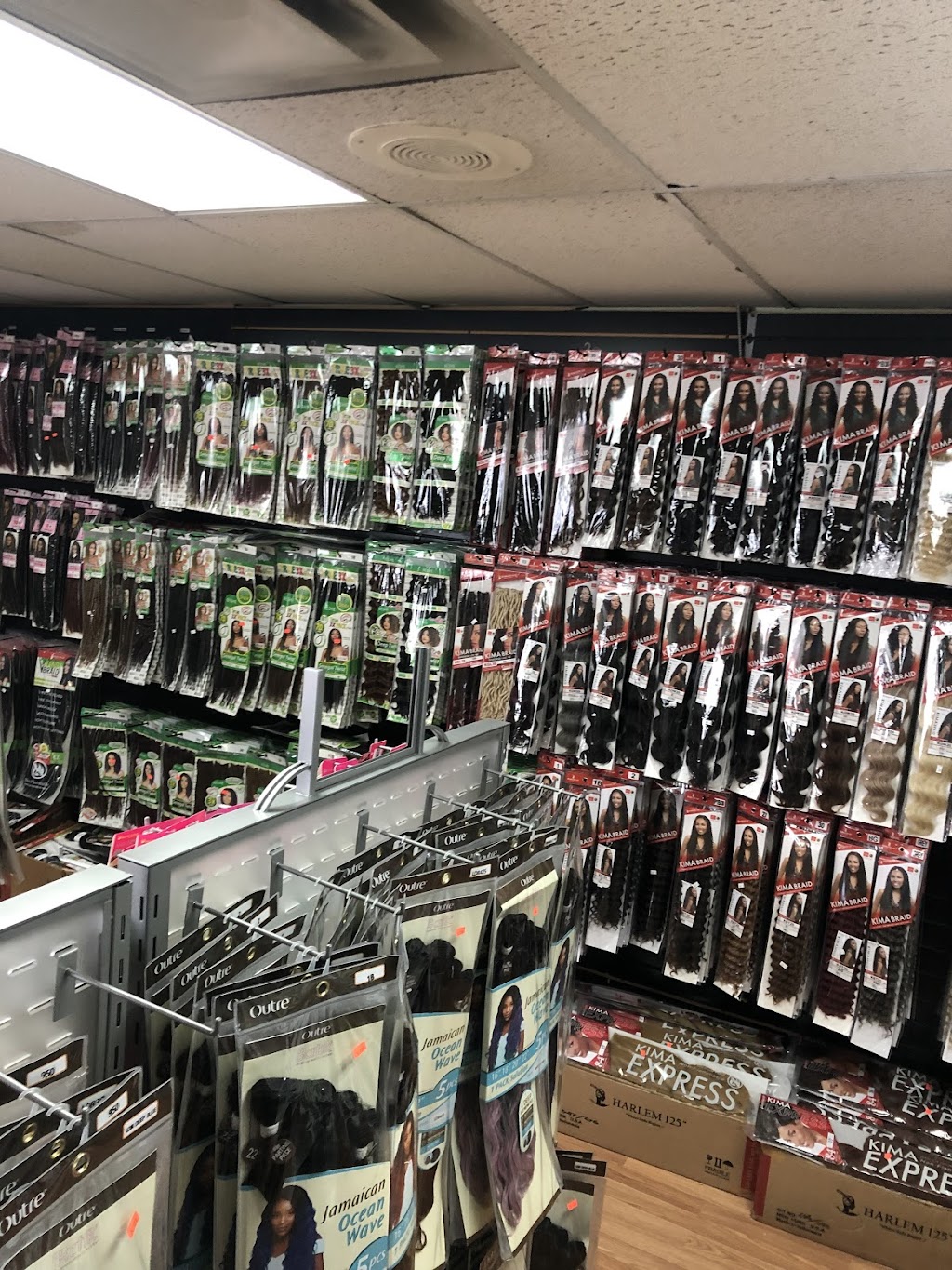 Lucy Beauty Supply | 190 S Hamilton Rd suite b, Whitehall, OH 43213, USA | Phone: (614) 694-2061