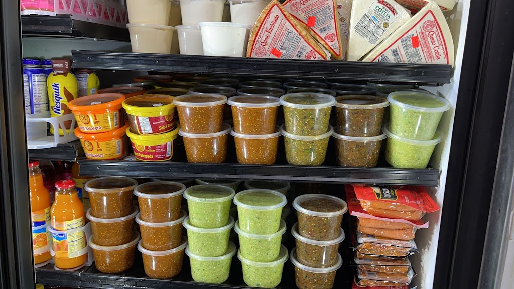 Guadalajara Market | 23675 Ave 95, Terra Bella, CA 93270, USA | Phone: (559) 535-8032