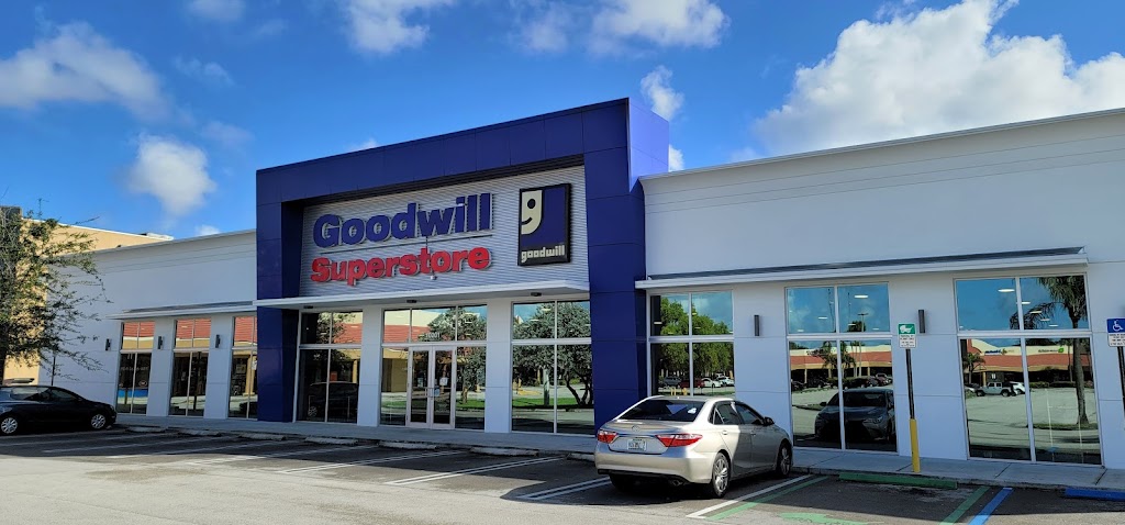 Goodwill - Kendall West Hammocks | 10201 Hammocks Blvd, Miami, FL 33196, USA | Phone: (786) 350-1032