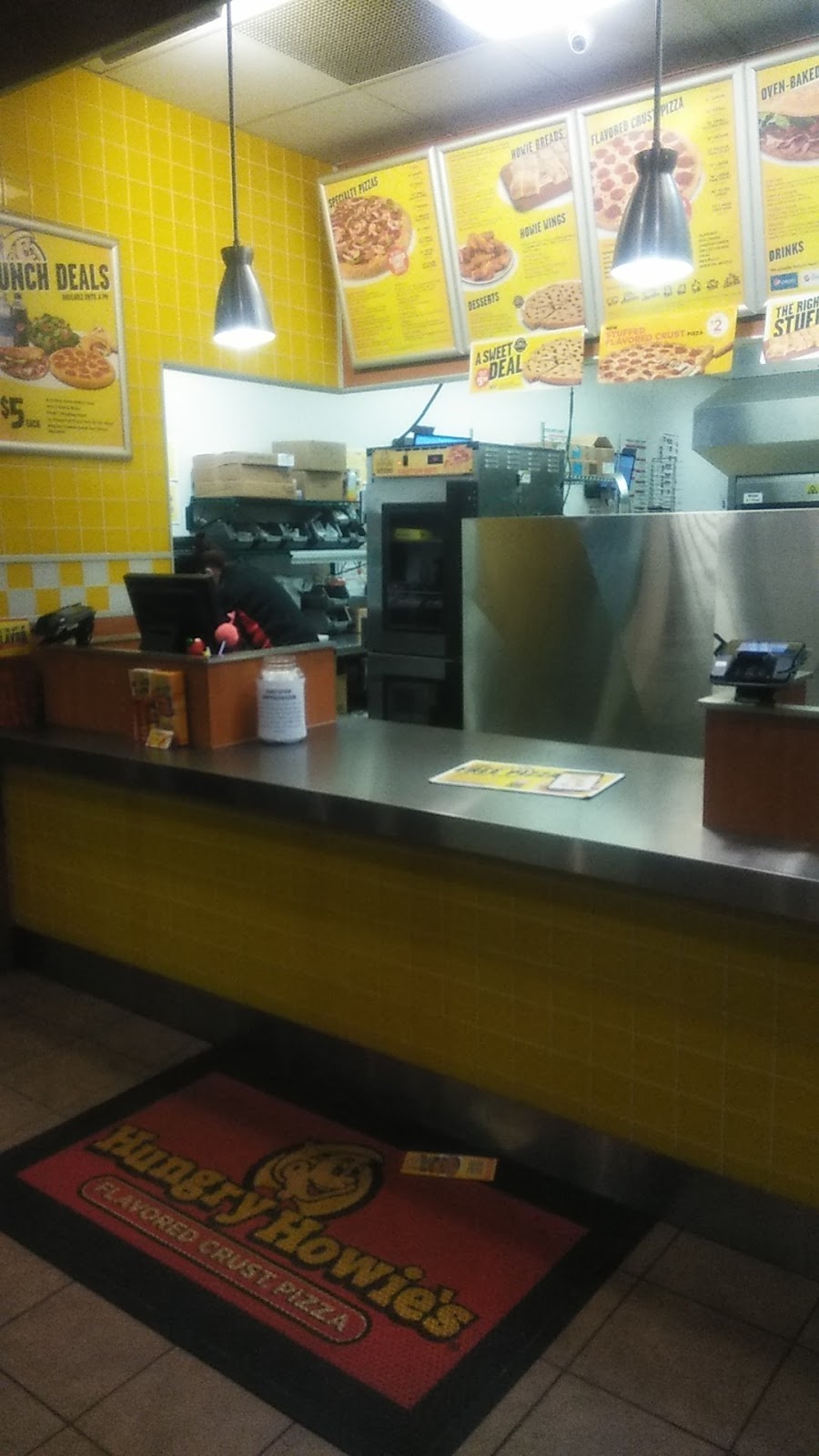 Hungry Howies Pizza | 1615 S Opdyke Rd, Bloomfield Twp, MI 48304, USA | Phone: (248) 334-4000