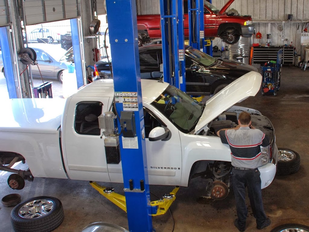 McSpaddens Tire & Automotive | 14422 State Hwy 71, Austin, TX 78738, USA | Phone: (512) 605-0989