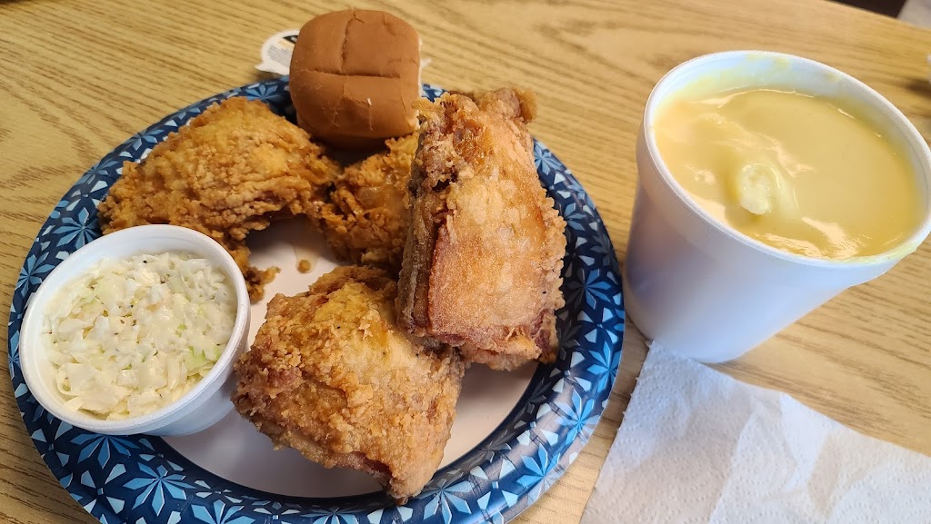 Hitching Post Kellogg - Worlds Best Fried Chicken | 4535 Kellogg Ave, Cincinnati, OH 45226, USA | Phone: (513) 871-4293