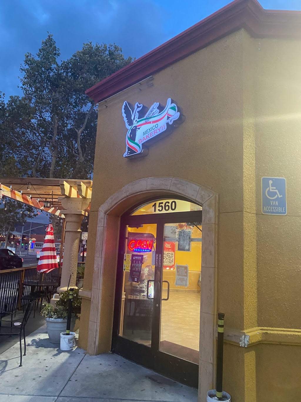 Mexico Bakery | 1560 Alum Rock Ave, San Jose, CA 95116, USA | Phone: (408) 272-0410