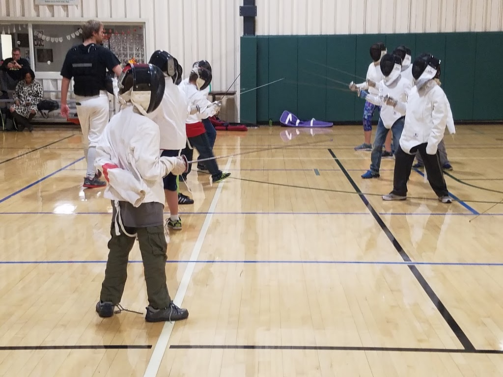 En Garde Fencing LLC | 33 E Glendale Rd, Webster Groves, MO 63119, USA | Phone: (314) 484-9450