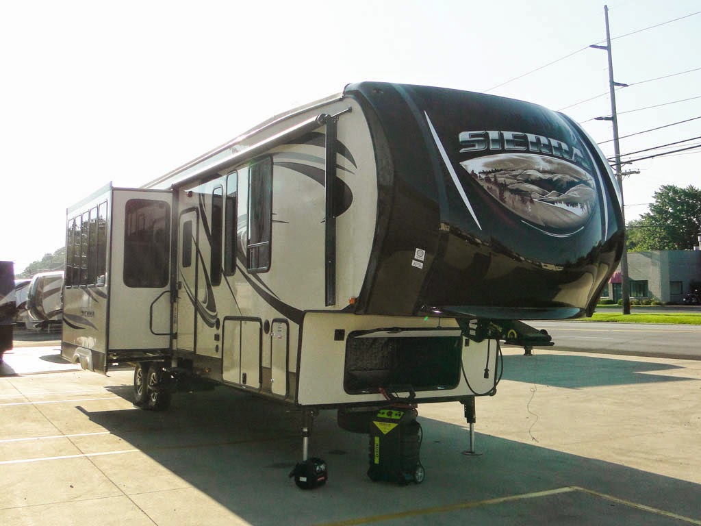 All American Coach Company | 5080 W Alexis Rd, Sylvania, OH 43560, USA | Phone: (419) 885-4601