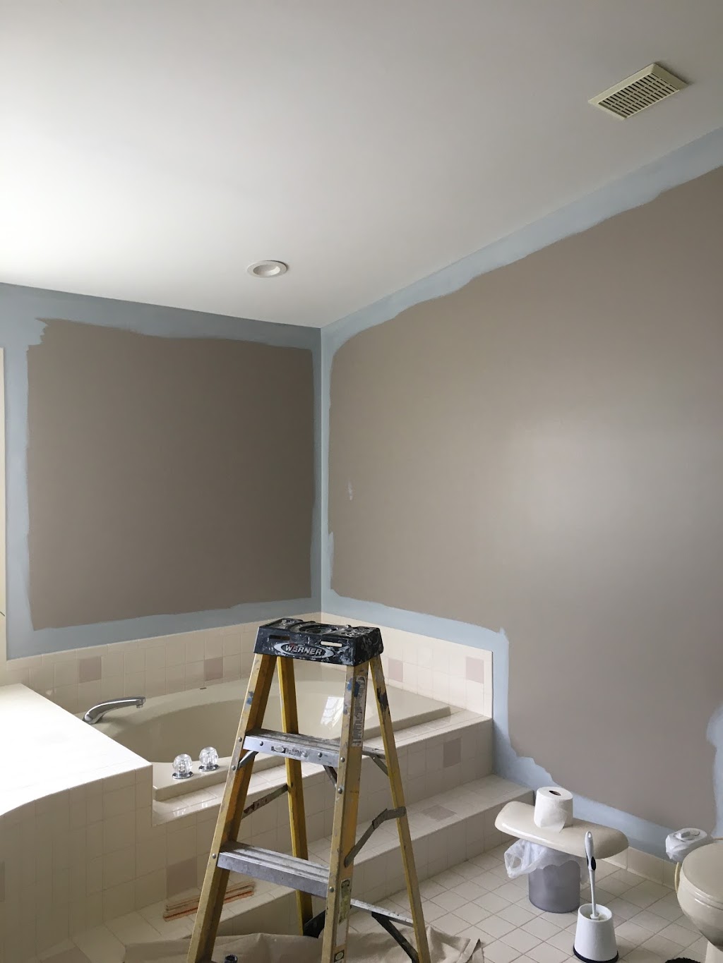 Blue Sky Pro Painting | 8145 N Pointe Ct, Canton, MI 48187, USA | Phone: (248) 497-3000