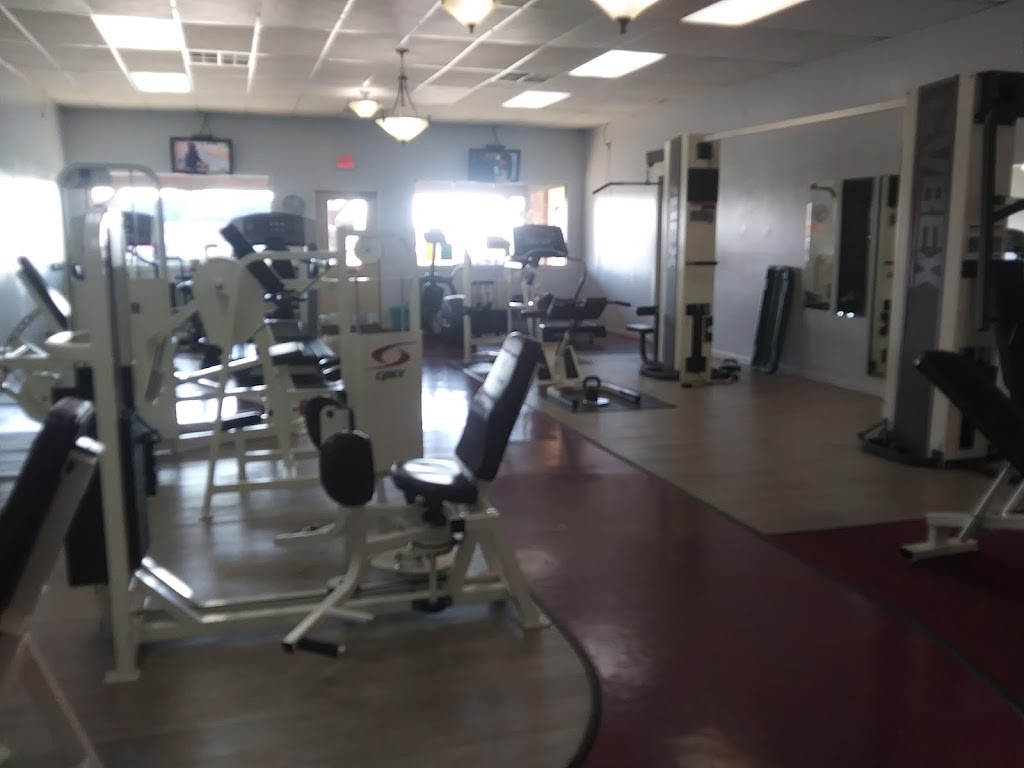 Frucheys Gym | 620 Trail Dr, Napoleon, OH 43545, USA | Phone: (419) 579-0248