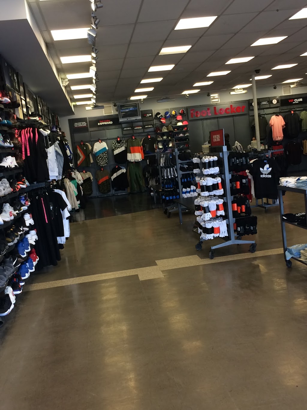 Foot Locker | 15015 8 Mile Rd, Eastpointe, MI 48021, USA | Phone: (586) 445-0514