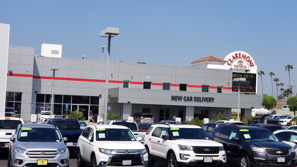 Claremont Toyota | 601 Auto Center Dr, Claremont, CA 91711, USA | Phone: (909) 542-1828