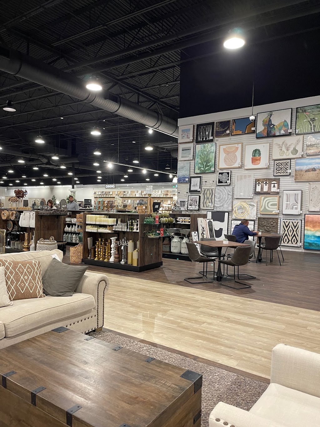 Living Spaces 10900 St, TX121, Frisco, TX 75035