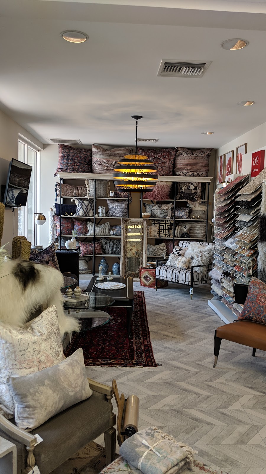 Space Home Outfitters | 13211 N 111th Ave, Sun City, AZ 85351, USA | Phone: (623) 322-8330