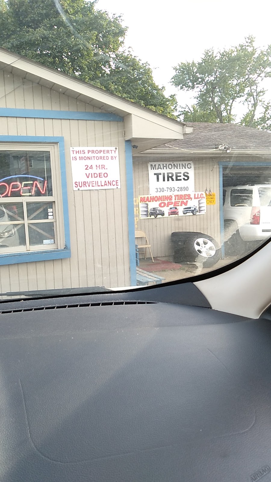 Mahoning Tire & Auto Service | 2305 Mahoning Ave, Youngstown, OH 44509, USA | Phone: (330) 793-2890