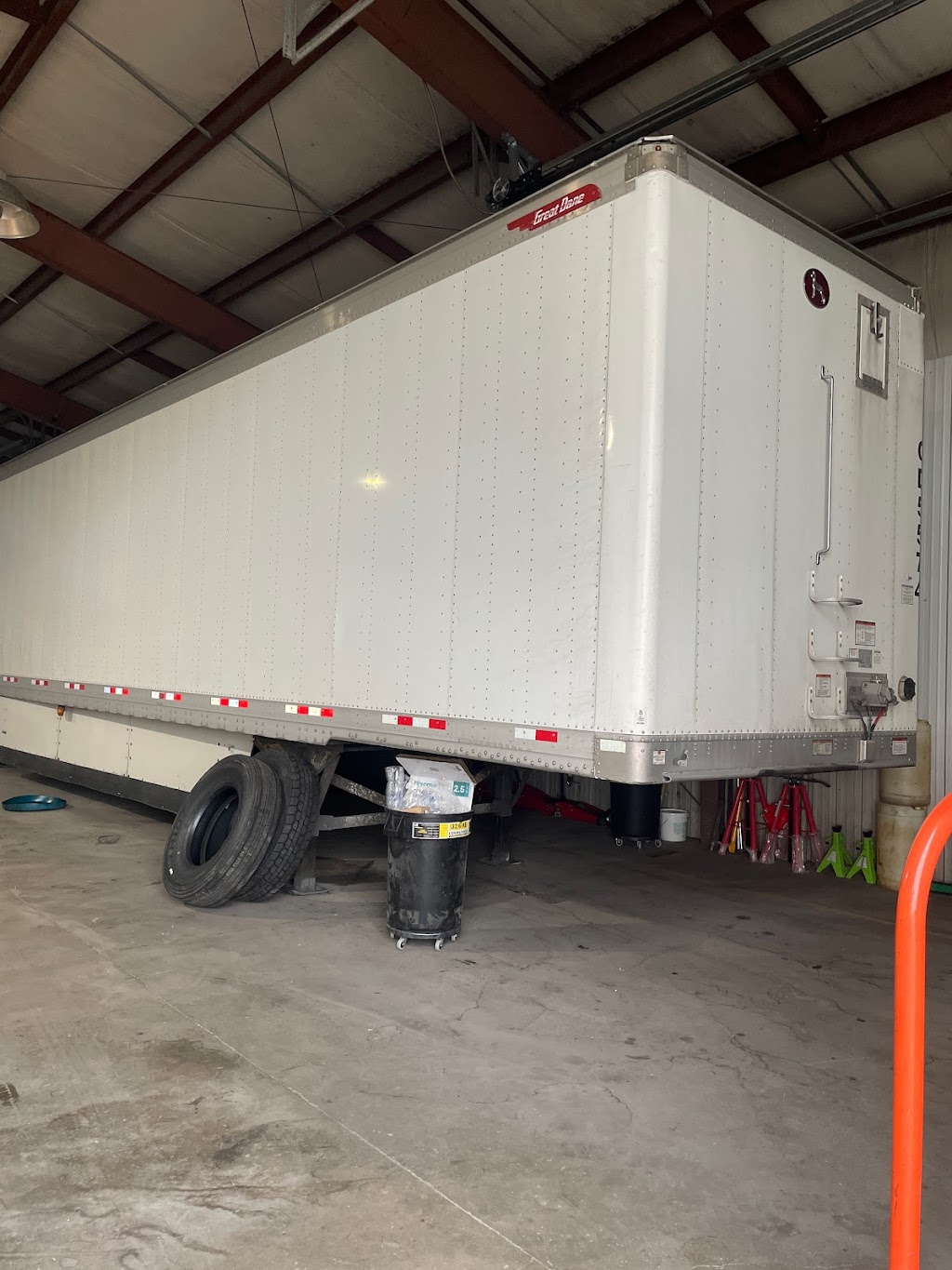 Affordable Roadside Service Edon LLC | 3161 Midtoll Blvd, Edon, OH 43518, USA | Phone: (317) 494-3838