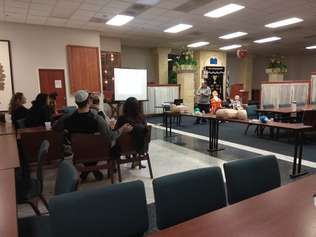 Young Israel Aish HaTorah | 9590 W Sahara Ave, Las Vegas, NV 89117, USA | Phone: (702) 360-8909