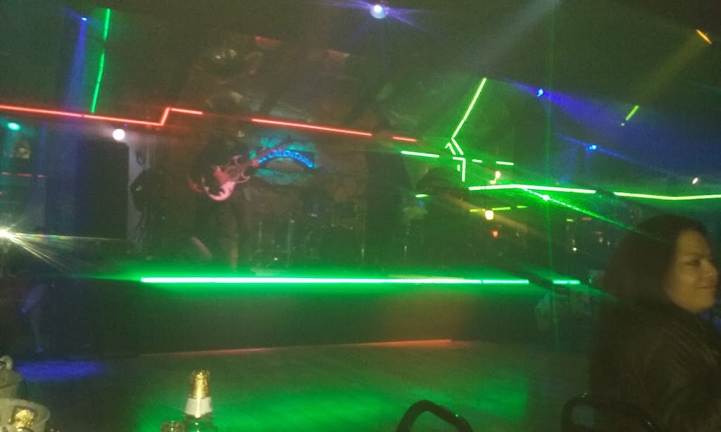 El Calentano | 10390 Arlington Ave, Riverside, CA 92505, USA | Phone: (951) 688-0130