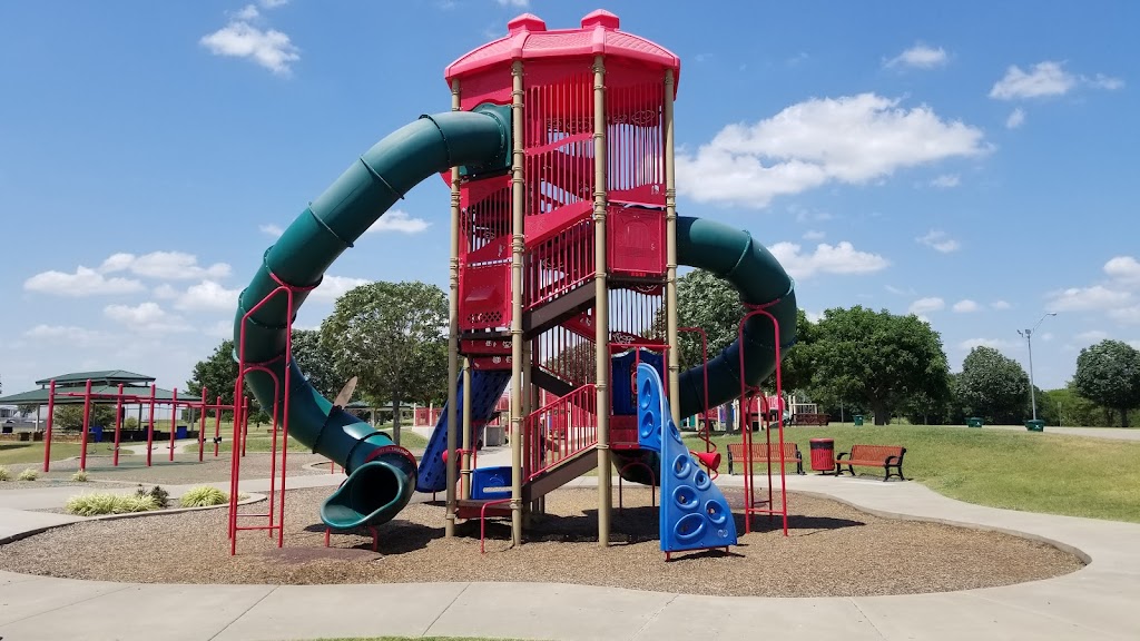 South Lakes Park | 4210 SW 119th St, Oklahoma City, OK 73173, USA | Phone: (405) 297-2756