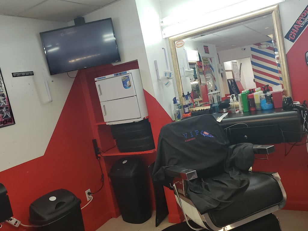 Vip barbershop | 124 Lakeview Ave, Lowell, MA 01850, USA | Phone: (978) 751-0544